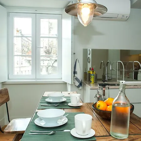 Libest Ribeira 4 - Boavista * Лиссабон